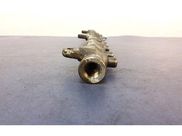 Vstřikovací lišta 11617555666, 7555666 BMW 7 F01 F02 F03 F04 4.4 N63B44B