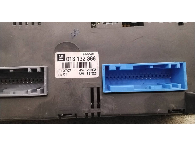 Блок управления климат-контролем 013132388   Opel Meriva A