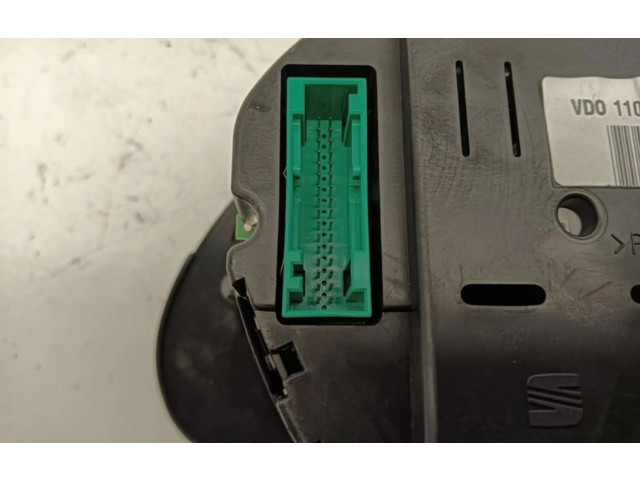 Přístrojová deska  Seat Cordoba (6L)  W06L0920801C  