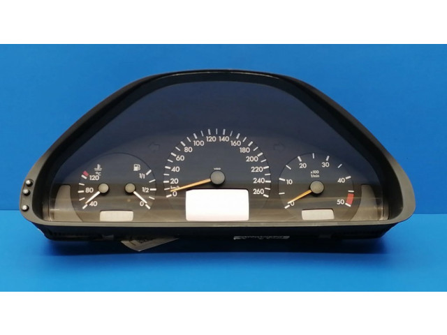 Přístrojová deska Mercedes-Benz E W210 1999 A2105402811