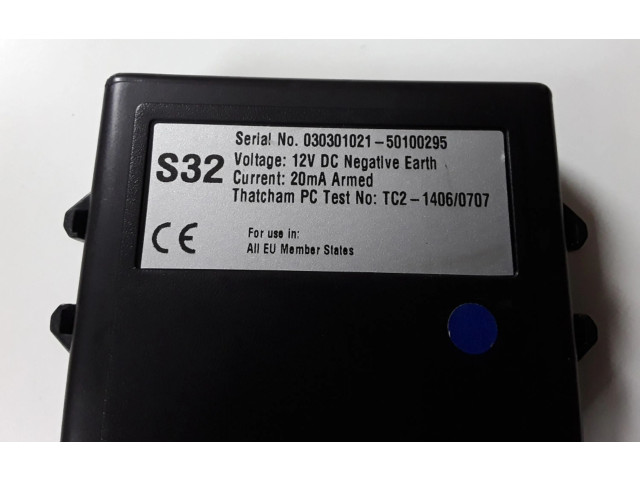 Блок управления 030301021, 50100295 Subaru Outback