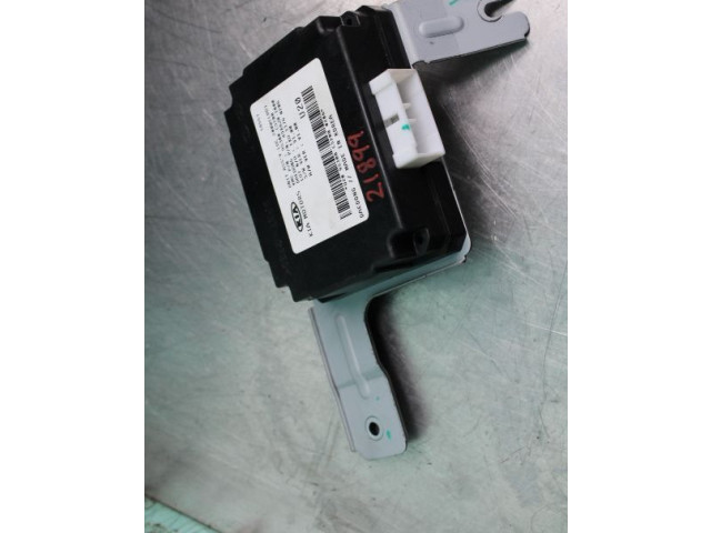 Блок управления 95300C5200 KIA Sorento