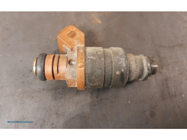 Форсунка 047906031    Skoda Fabia Mk1 (6Y)   