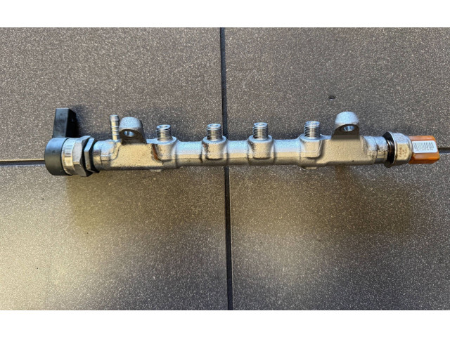 Магистральная трубка топлива 03L089N    Volkswagen Touran II  cfg 