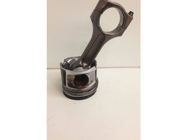 Píst 0840bb BMW X1 E84 pro naftový motor 2.0 N47 D20 C