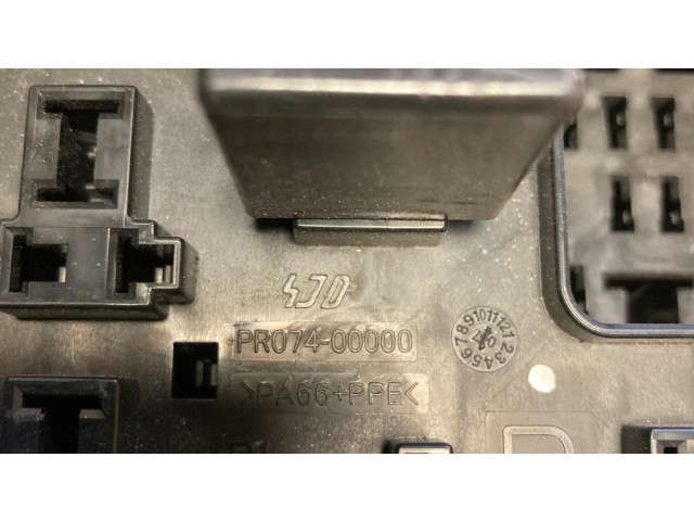 Блок предохранителей PR07400000 Citroen C-Crosser