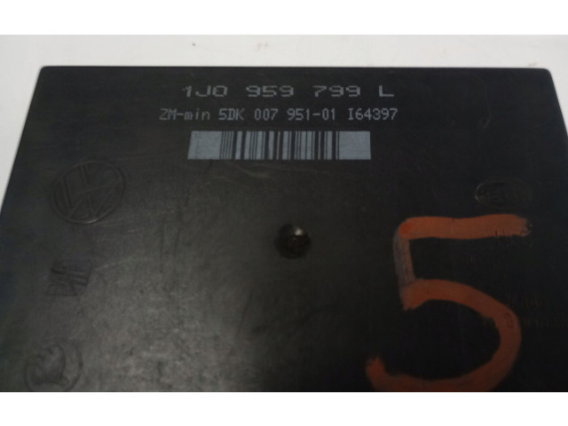 Блок комфорта 1J0959799L Skoda Octavia Mk1 (1U)
