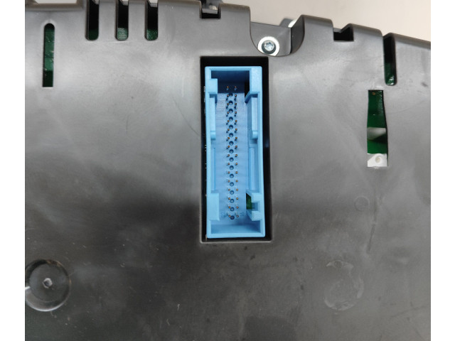 Панель приборов 8U0920990C, A2C53219792 Audi Q3 8U