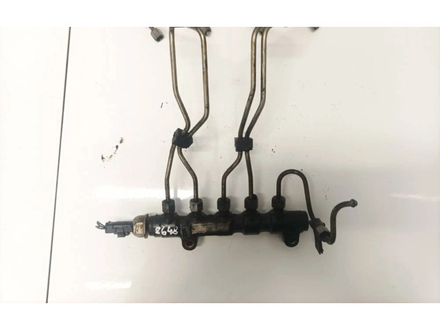 Топливная рампа 9654592680   Citroen C5  