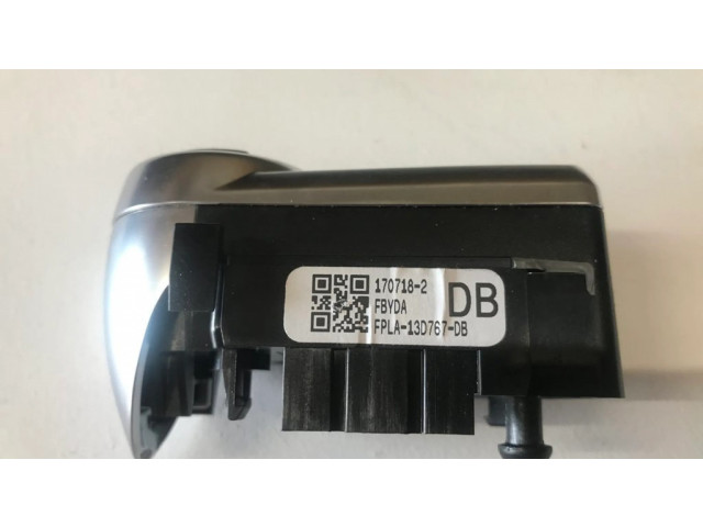 Кнопки рулевого колеса