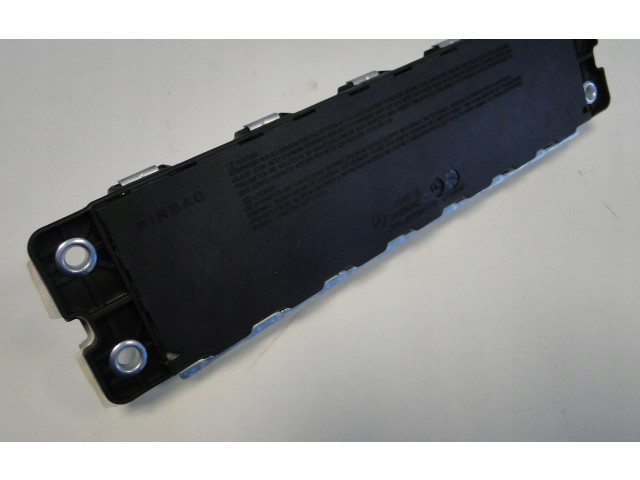 Подушка безопасности для колен A2058600202, A2058600202   Mercedes-Benz GLC X253 C253