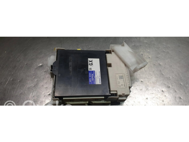 Pojistková skříňka Řídící jednotka BSM 8922147420, 2380004661   Toyota Prius+ (ZVW40) 2016