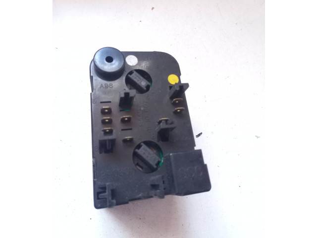 Дисплей    4110607   Saab 9000 CS