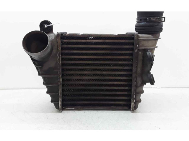 Интеркулер 1J0145805 Audi A3 S3 8L