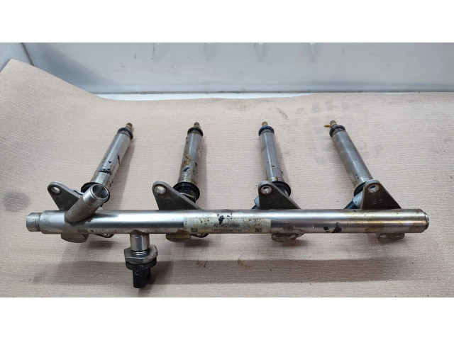 Vstřikovač A2740700995 Mercedes-Benz C W205 pro benzínový / Электричество motor 2.0 M274,920 M274,920