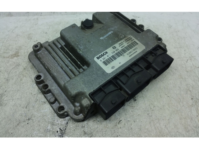 Блок управления двигателем ECU       Renault Scenic RX   -  года   