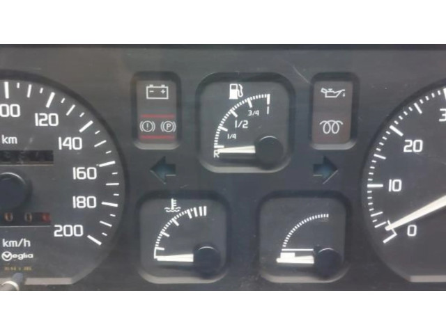 Přístrojová deska  Renault Clio I 1994 7700831040  