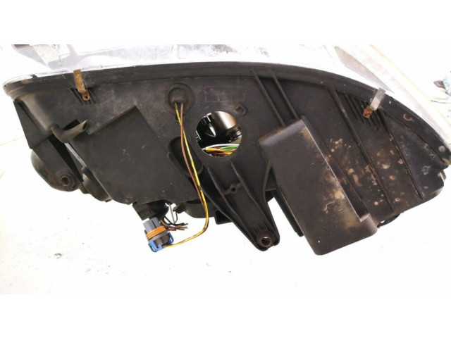 Передняя фара  