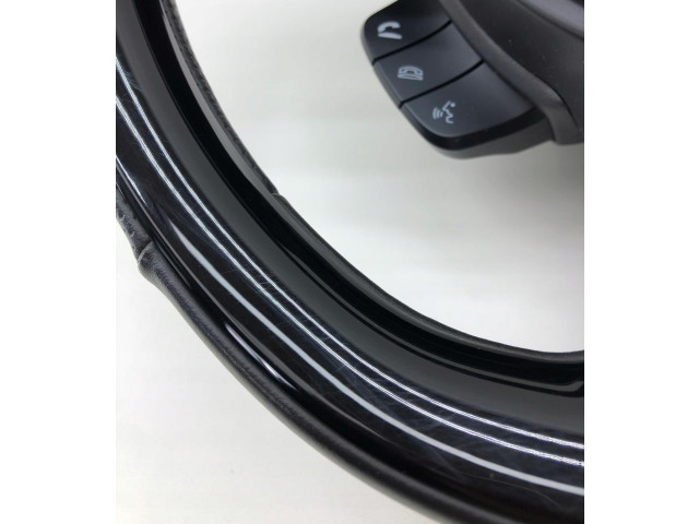 Volant Suzuki Swift III 2021