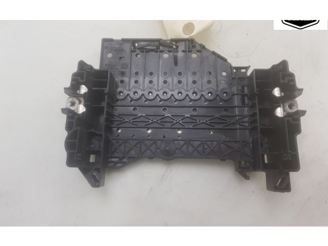 Блок предохранителей 31337535, 31337535 Volvo V40