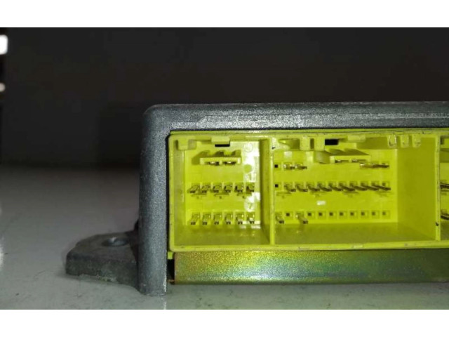 Блок подушек безопасности GG3E57K30, CENTRALITAAIRBAG Mazda 626