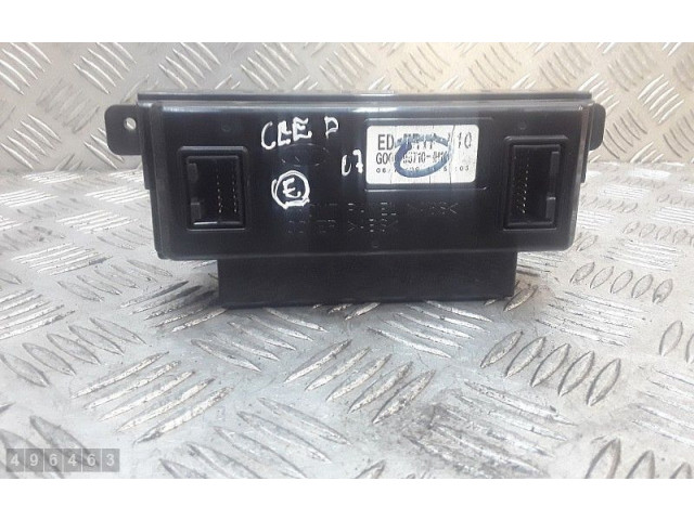 Дисплей    957101h100   KIA Ceed