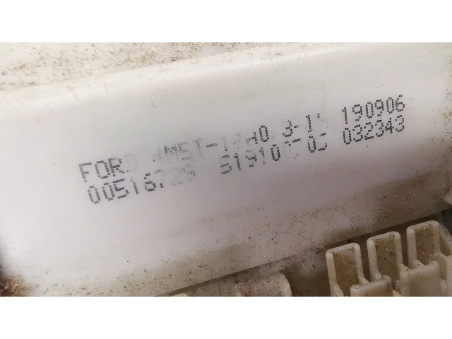 Блок предохранителей 4M5T14A073BH   Ford Focus    