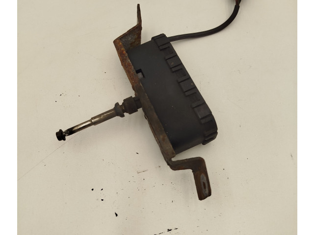 Моторчик стеклоочистителя 8620960, 8620960    Volvo V70