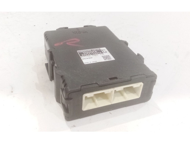 Блок управления коробкой передач 8953576010   Lexus CT 200H