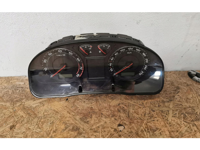 Панель приборов 3U0920810C Skoda Superb B5 (3U)