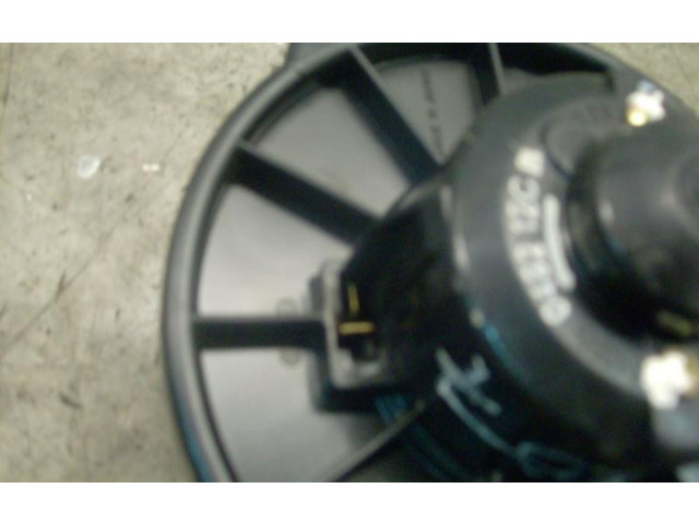 Вентилятор печки Mitsubishi L200