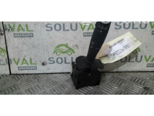 Ручка стеклоочистителей 6001549644 Dacia Logan I