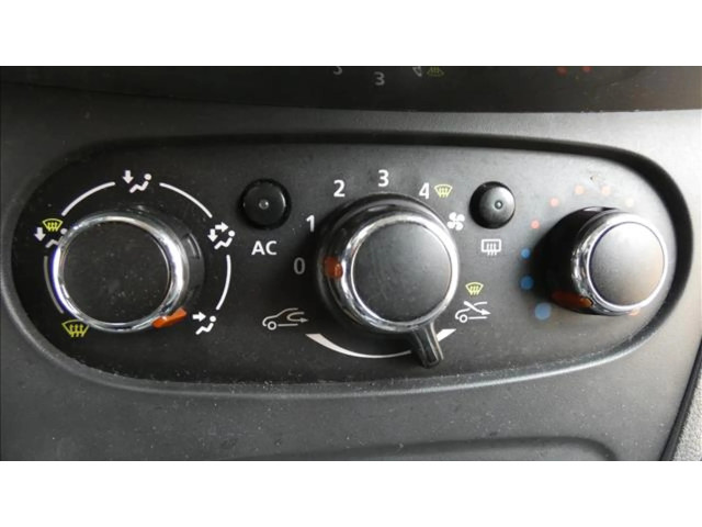 Блок управления климат-контролем    Dacia Logan II