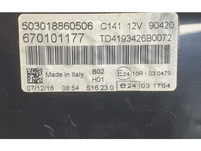 Панель приборов 670101177, 670101177 Maserati Levante