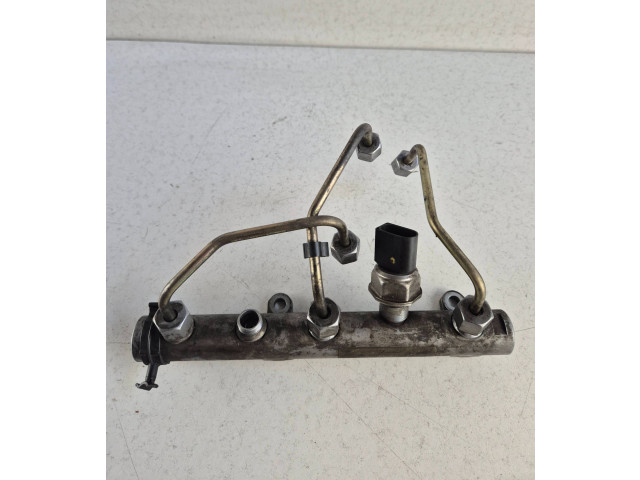 Топливная рампа 059130089AA   Audi A6 S6 C6 4F  