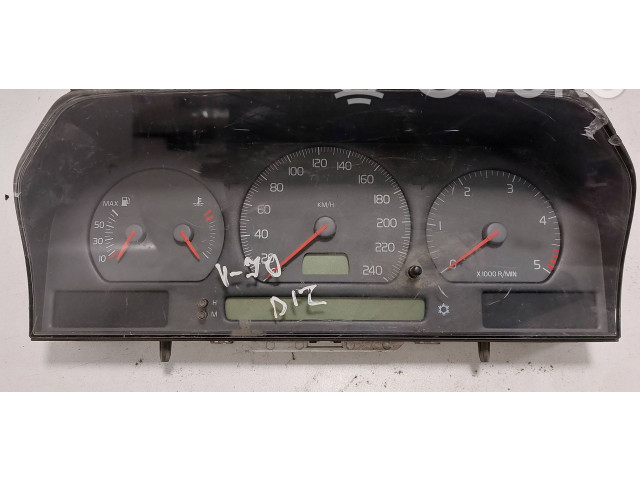 Панель приборов 9472523, 69294240T   Volvo V70       