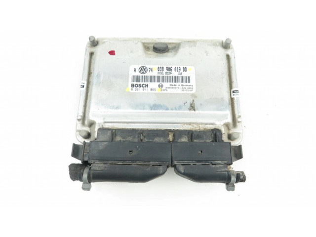 Блок управления двигателя 0281011065, 038906019DD   Volkswagen Golf IV