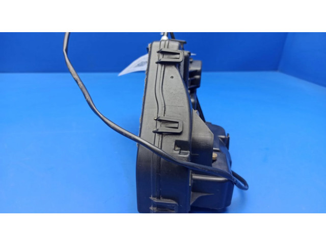 Задний замок