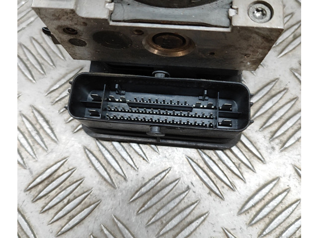 Блок АБС 5Q0614517AA, 5Q0907379AB Volkswagen Golf VII 2013 - 2019 года