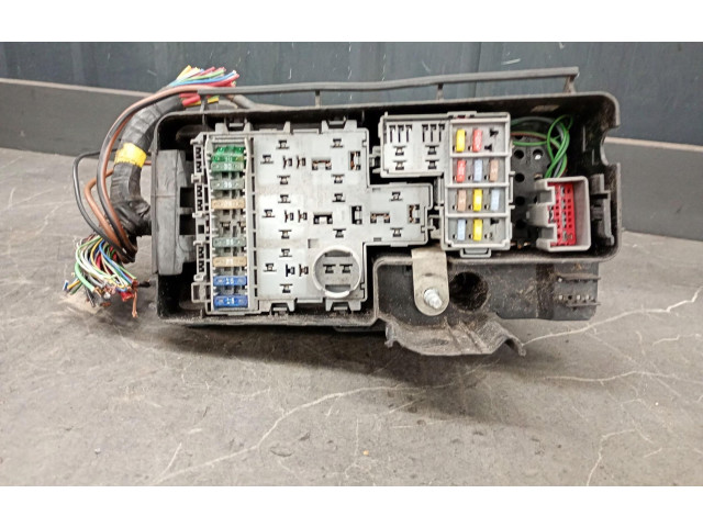 Блок предохранителей 30797010 Volvo XC90