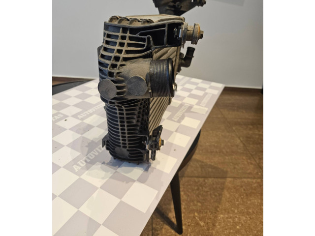 Интеркулер 95B145804B, T95B102 Porsche Macan