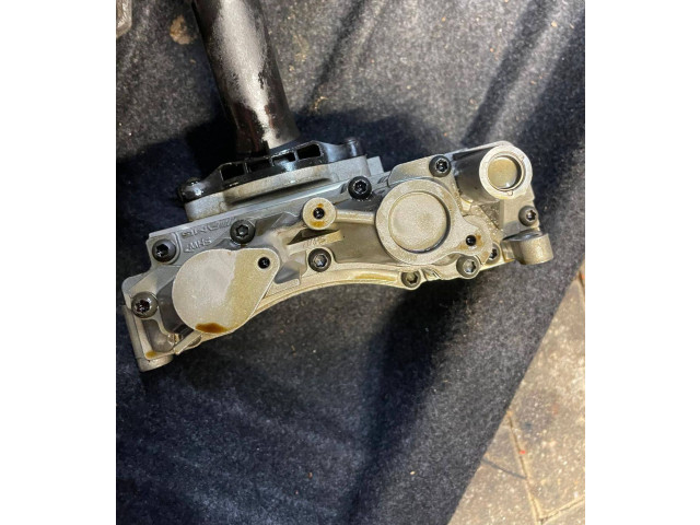 Масляный насос    a1561802401, m156   Mercedes-Benz CL C216