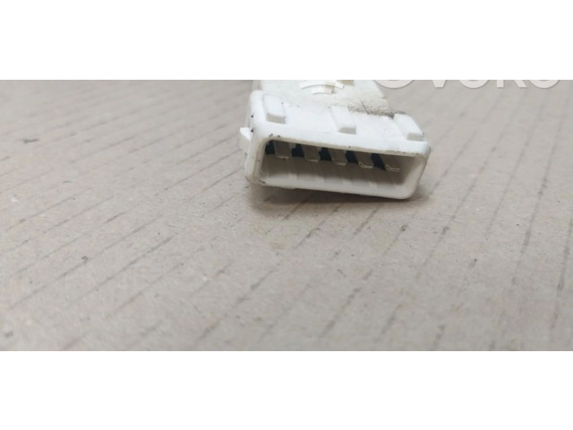 Zpětné zrcátko  Citroen Berlingo 2004    