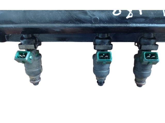 Топливная рампа 06A133317A, 037906031AA Audi A3 S3 8L