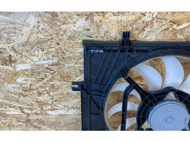 Вентилятор радиатора         Subaru Forester SK 