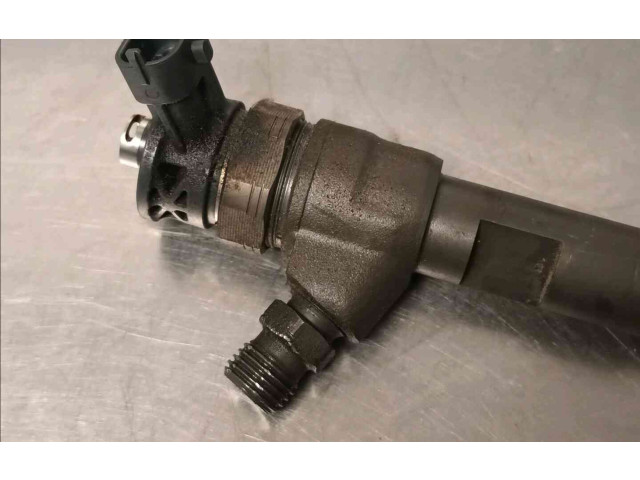 Форсунка 166008399R    Renault Clio IV   