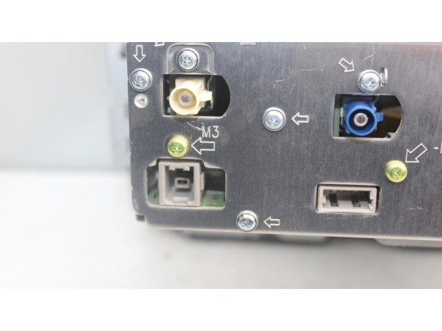 Экран/ дисплей / маленький экран       KIA Sorento  2015 - 2020 года   