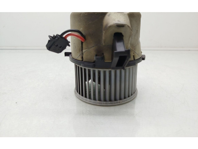 Вентилятор печки       Audi A4 Allroad