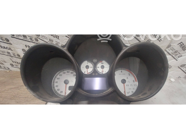 Панель приборов 156050197 Alfa Romeo GT