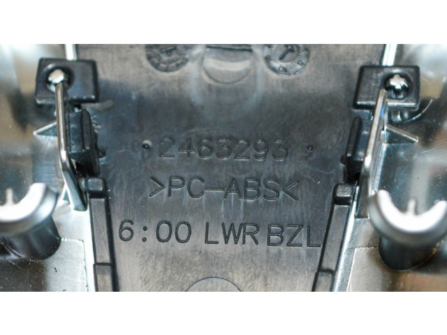 Отделка вокруг крышки топливного бака